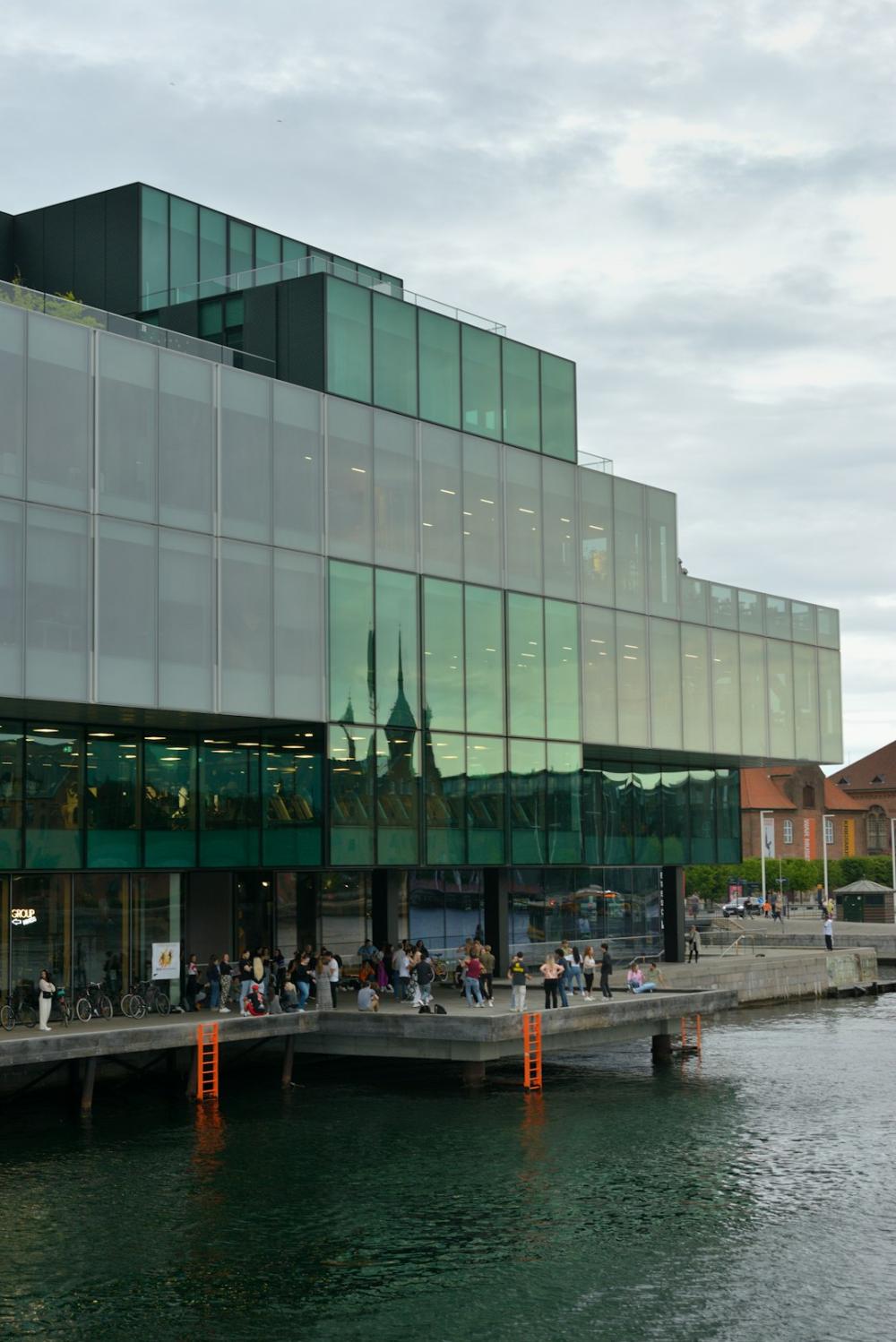 Magiske Tekstiler: Oplev Hemmelighederne bag Royal Textile